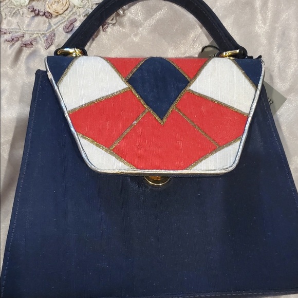 Andrew Geller Red Black and White formal shoes & handbag w/strap set - Picture 6 of 16